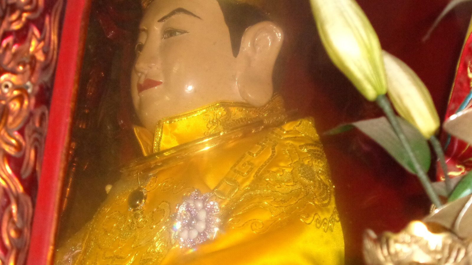 Đền Ông Hoàng Mười — nơi đông người đi lễ nhất xứ Nghệ