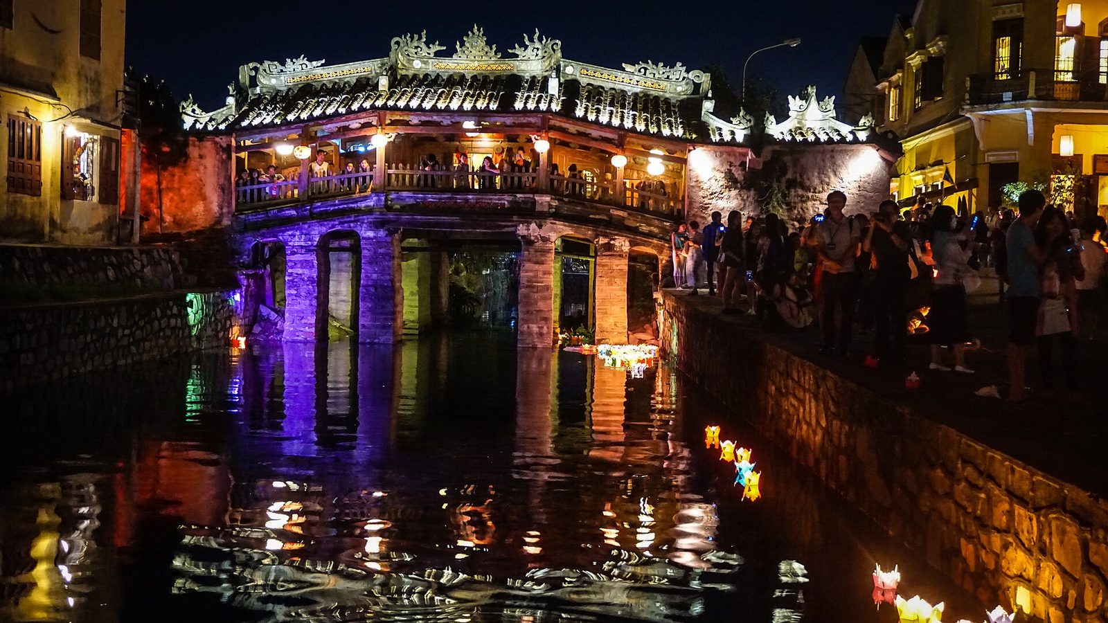 Phố cổ Hội An — thương cảng bốn trăm năm còn nguyên
