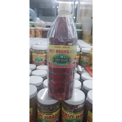 Nước mắm Nhĩ Nhựt Hoàng – chai 1 lít